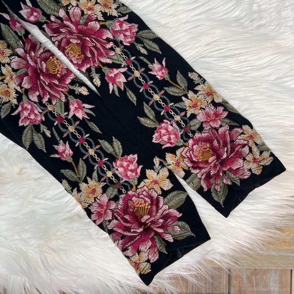 EUC [JW Los Angeles] Black + Pink Johnny Was Embroidered Floral Leggings | Small - Picture 9 of 12